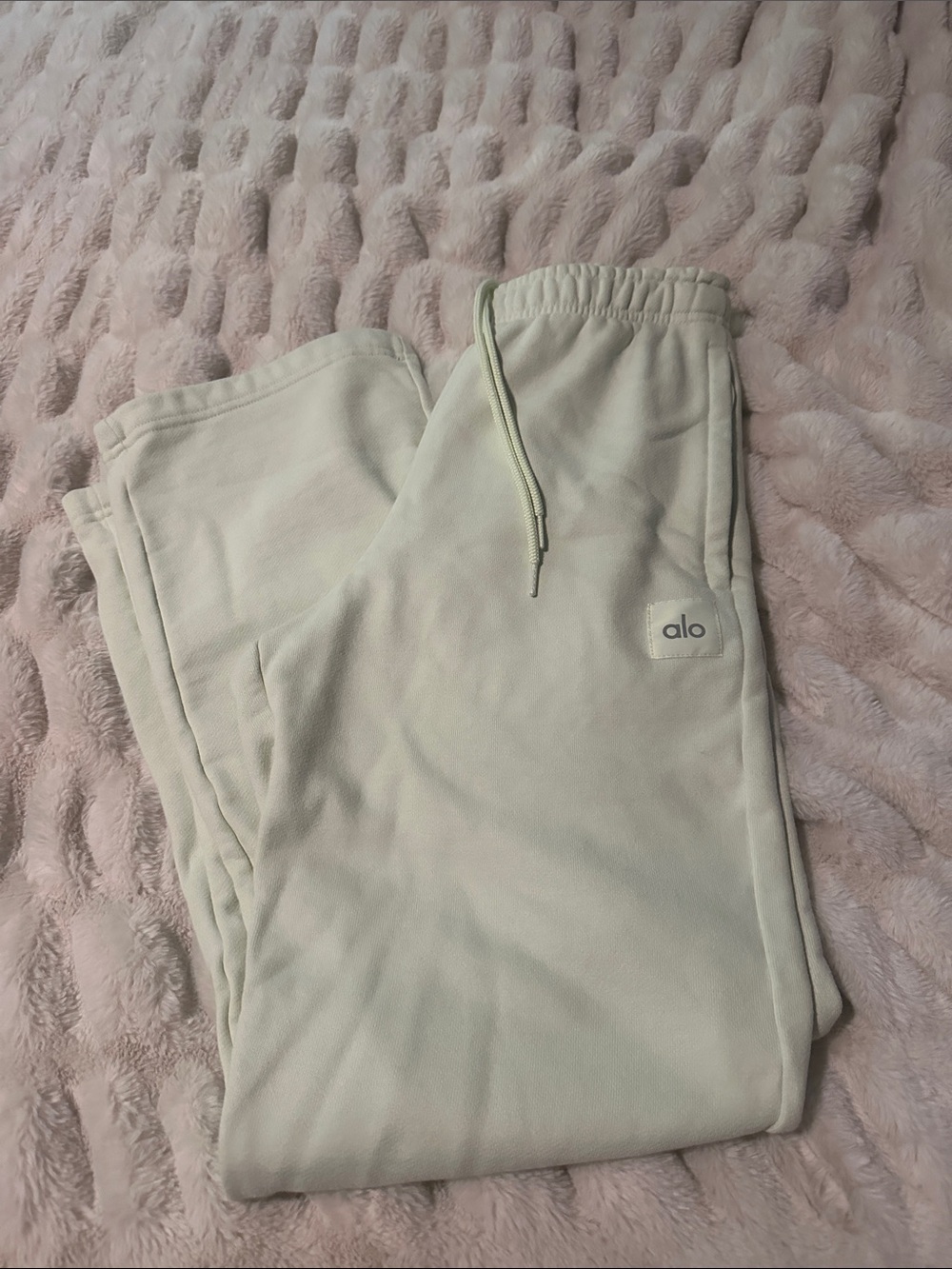 Alo Yoga Womens Mint Cream Cozy Sweatpants - Soft Drawstring Bottoms